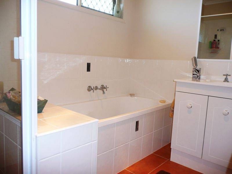 48 Joselyn Dr, Hervey Bay QLD 4655
