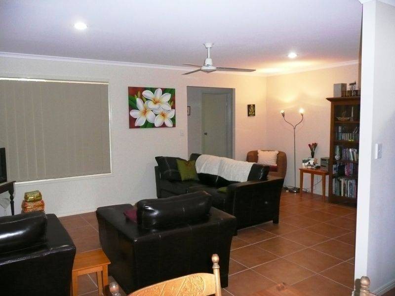 48 Joselyn Dr, Hervey Bay QLD 4655