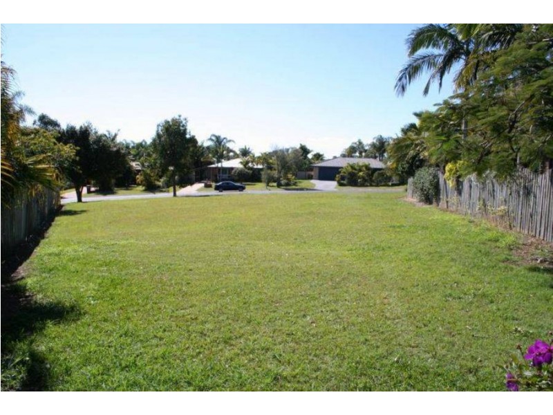 11 Haydn Dr, Hervey Bay QLD 4655