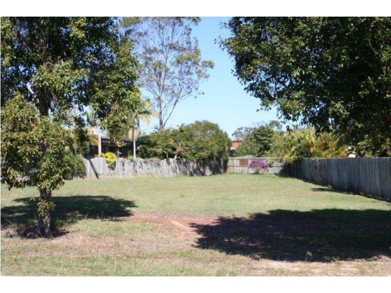 11 Haydn Dr, Hervey Bay QLD 4655