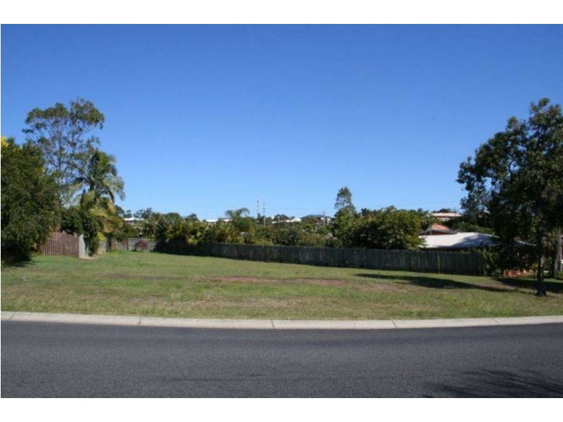 11 Haydn Dr, Hervey Bay QLD 4655