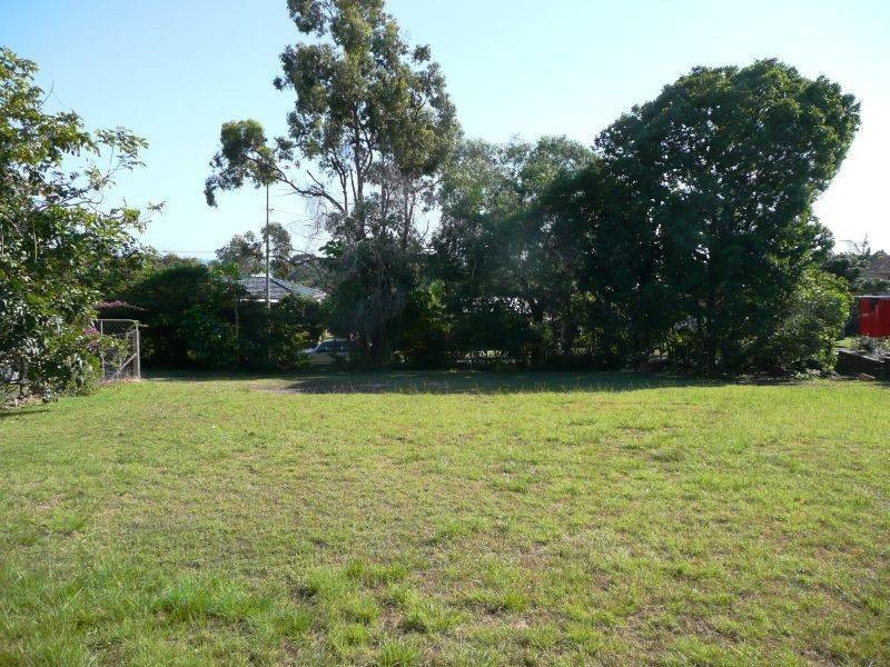 339 Boat Harbour Dr, Scarness QLD 4655