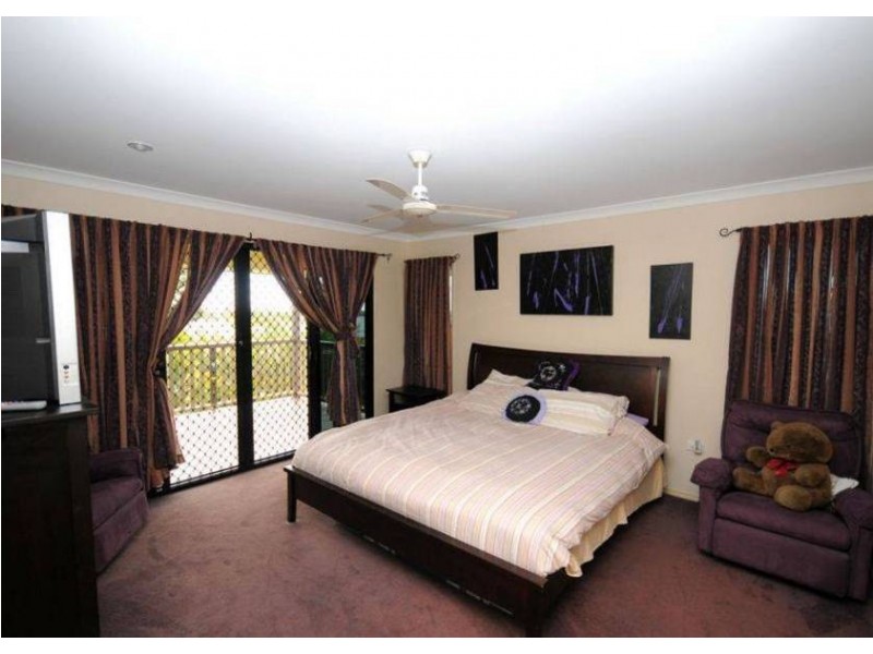 4 Waigani Ave, Hervey Bay QLD 4655