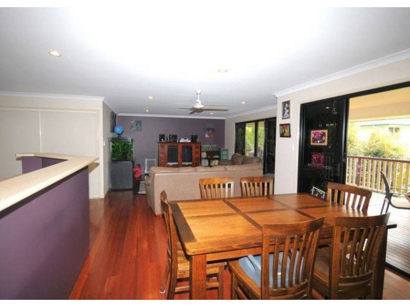 4 Waigani Ave, Hervey Bay QLD 4655