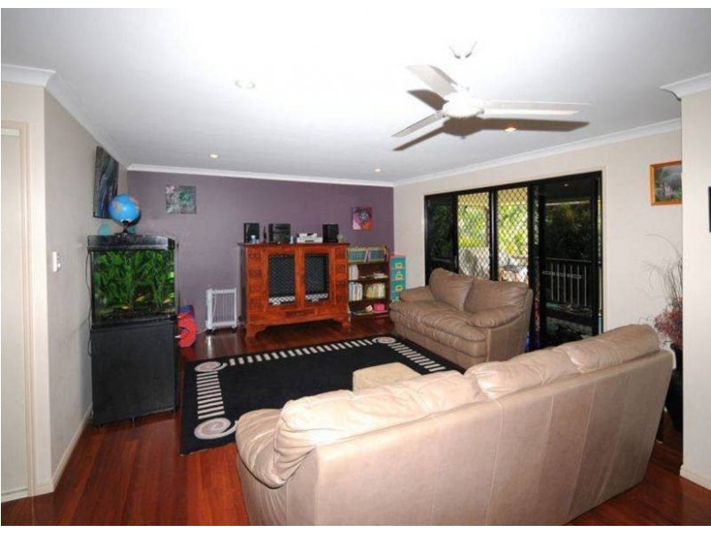 4 Waigani Ave, Hervey Bay QLD 4655