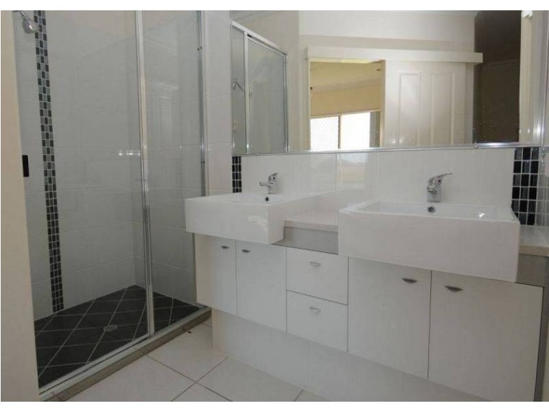 1 Yongala Avenue, Hervey Bay QLD 4655