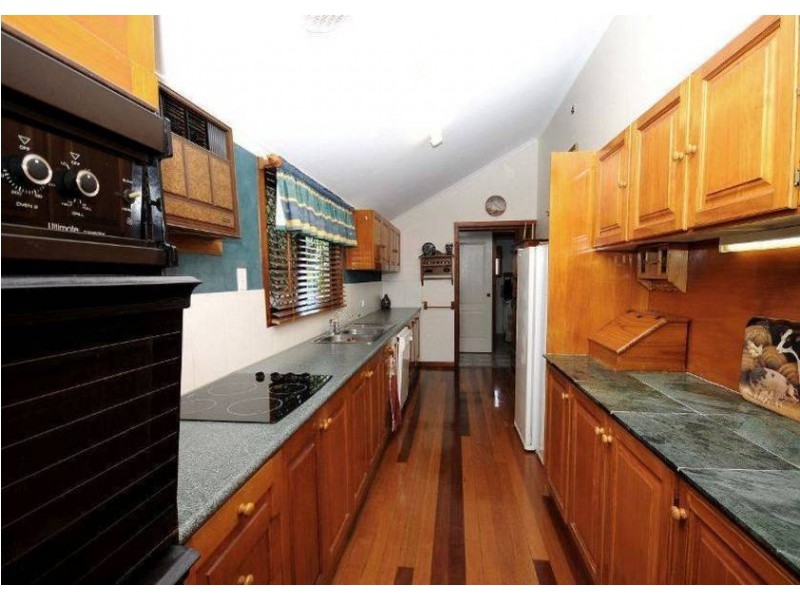 11 Tooth St, Hervey Bay QLD 4655