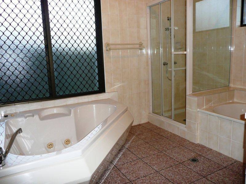 21 Oleander Ave, Hervey Bay QLD 4655