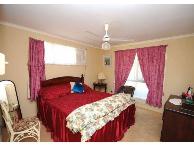 30 Caddy Ave, Hervey Bay QLD 4655