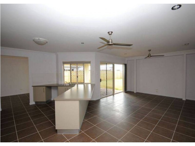 32 Lady Penryhn Drive, Hervey Bay QLD 4655