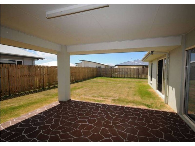 32 Lady Penryhn Drive, Hervey Bay QLD 4655