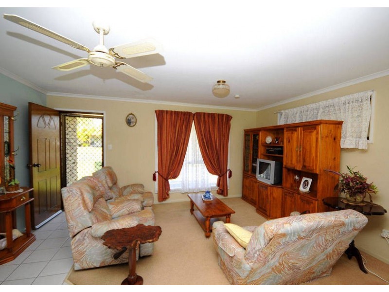 30 Caddy Ave, Hervey Bay QLD 4655