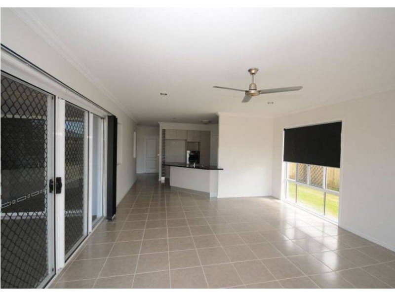 43 Lady Penrhyn Dr, Hervey Bay QLD 4655