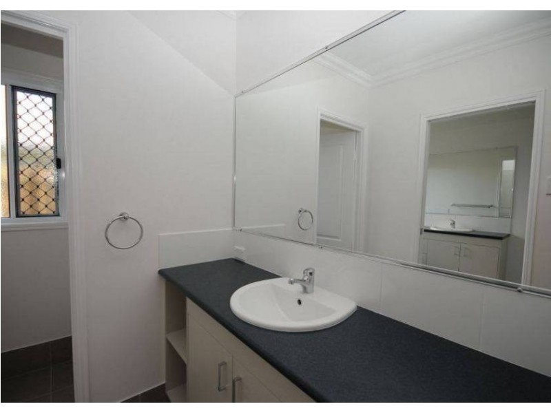 43 Lady Penrhyn Dr, Hervey Bay QLD 4655