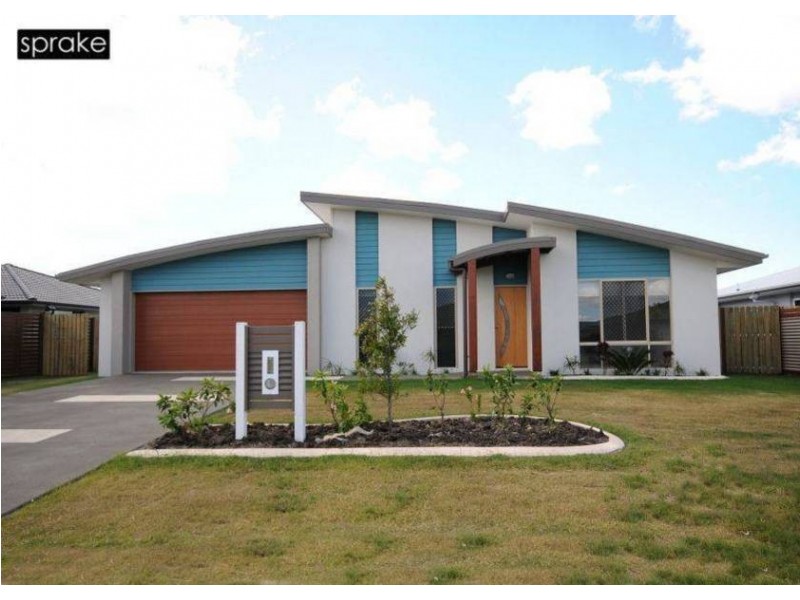 45 Lady Penrhyn Dr, Hervey Bay QLD 4655