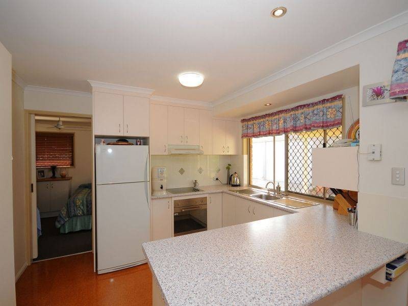 79 Honeysuckle Ave, Hervey Bay QLD 4655