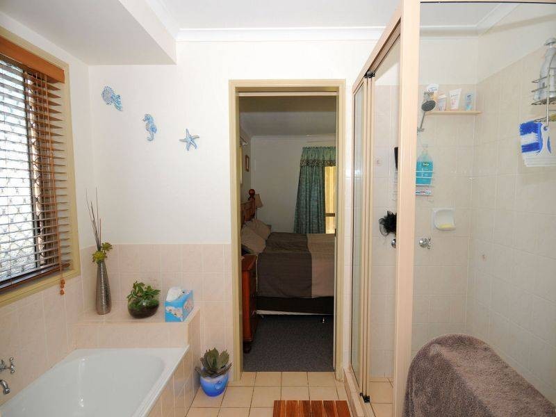 79 Honeysuckle Ave, Hervey Bay QLD 4655