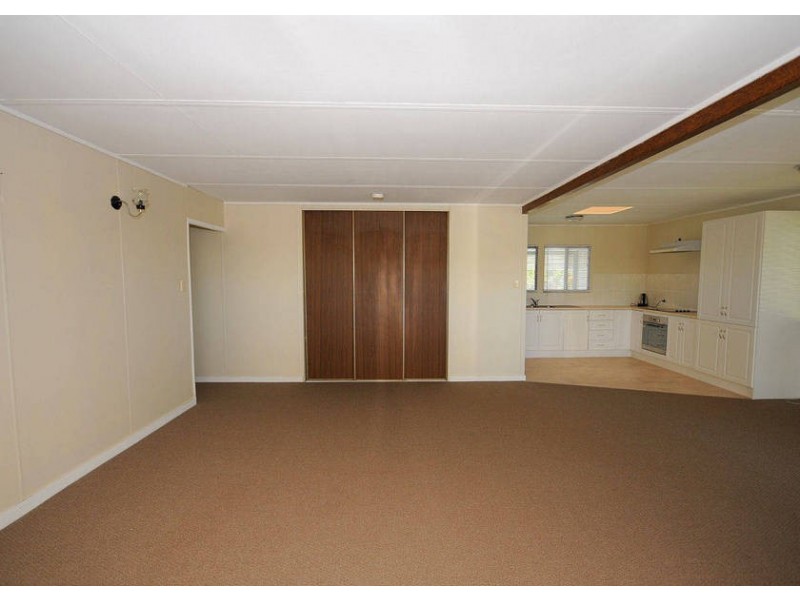 3 Bayview Terrace, Hervey Bay QLD 4655