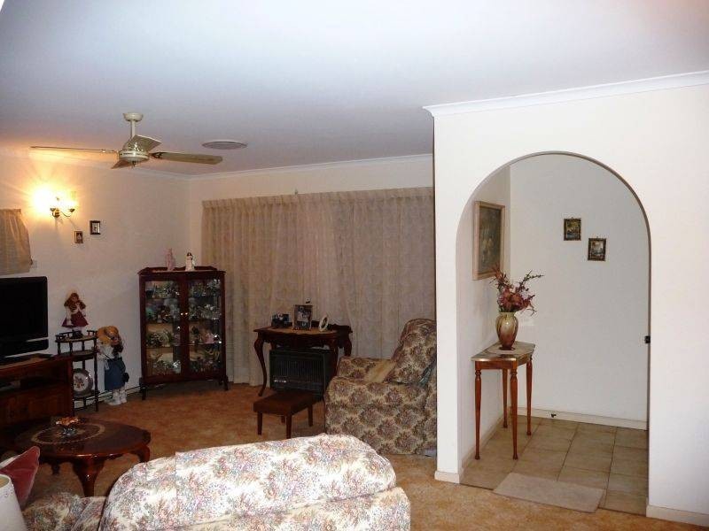 55 Honeysuckle Ave, Kawungan QLD 4655