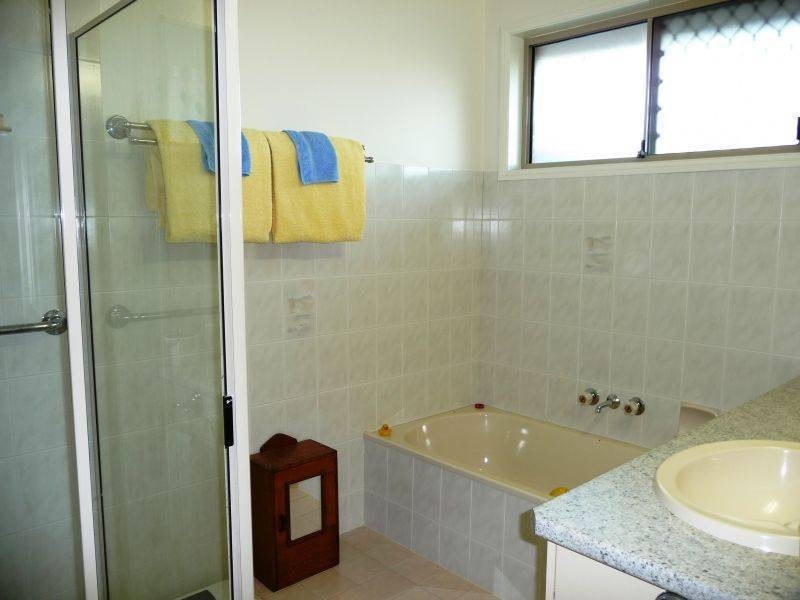21 Kululu Cres, Hervey Bay QLD 4655