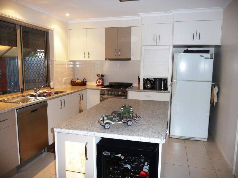 21 Kululu Cres, Hervey Bay QLD 4655