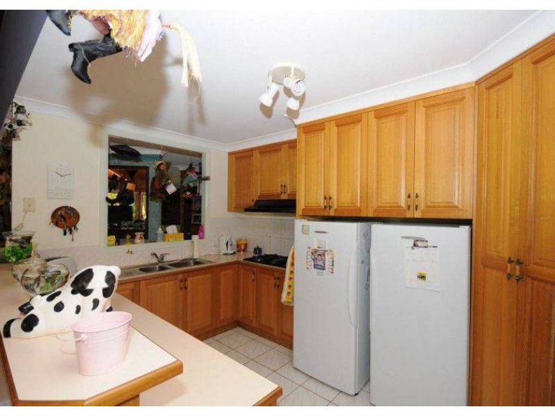 18 Kathleen Cres, Hervey Bay QLD 4655