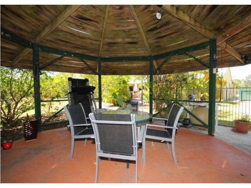 18 Kathleen Cres, Hervey Bay QLD 4655