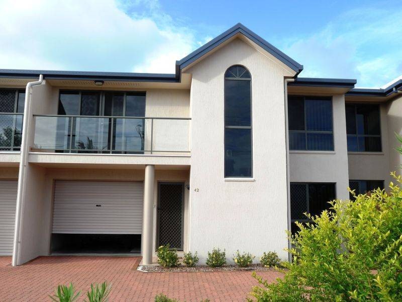 42/30 East Street, Scarness QLD 4655