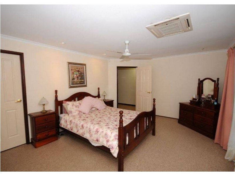 8 York Street, Hervey Bay QLD 4655