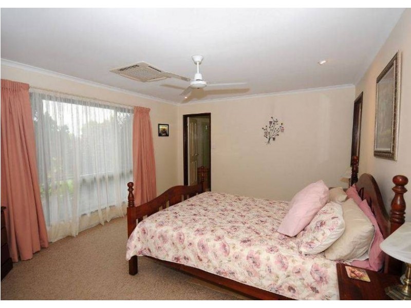 8 York Street, Hervey Bay QLD 4655