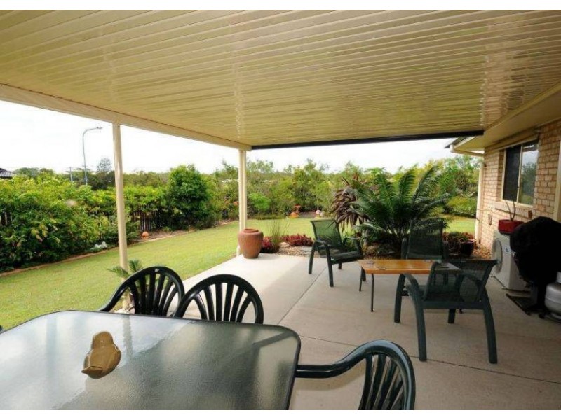 2 Glengarry Crt, Hervey Bay QLD 4655