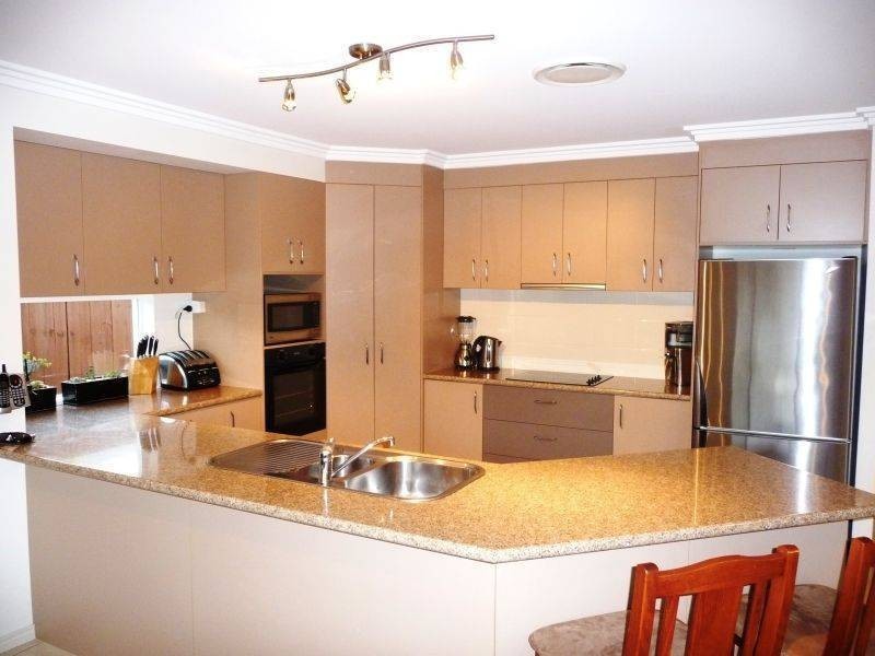 9 Kirriemuir Crt, Kawungan QLD 4655