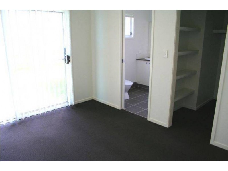 11 Brackish Crt, Toogoom QLD 4655