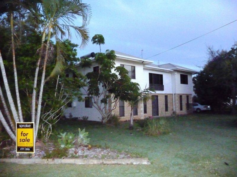 146 Pulgul Street, Urangan QLD 4655