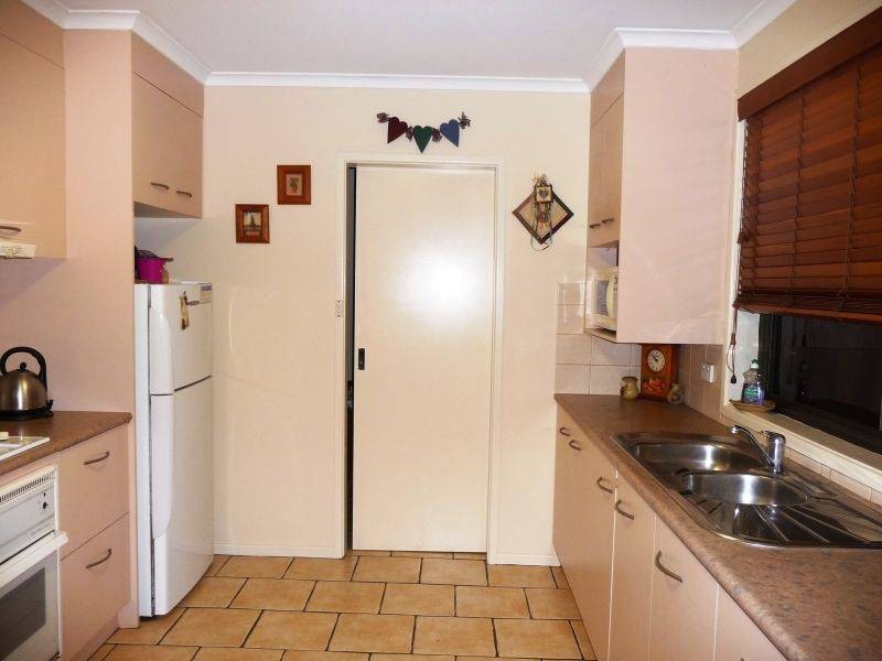 85 Oleander Ave, Scarness QLD 4655