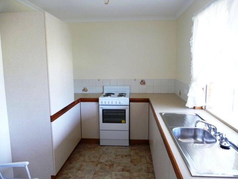 54 Dover St, Pialba QLD 4655