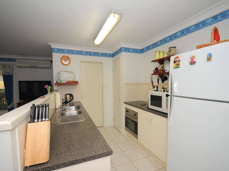 17 Bunker Ave, Hervey Bay QLD 4655