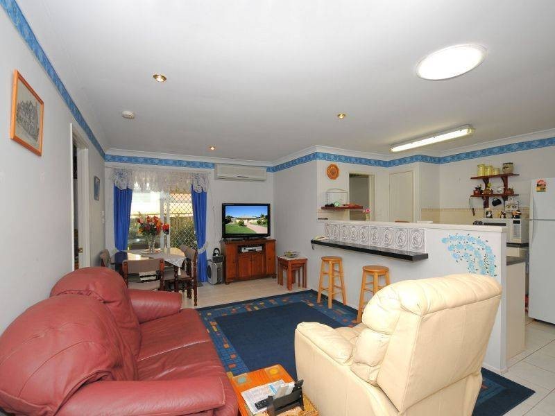 17 Bunker Ave, Hervey Bay QLD 4655