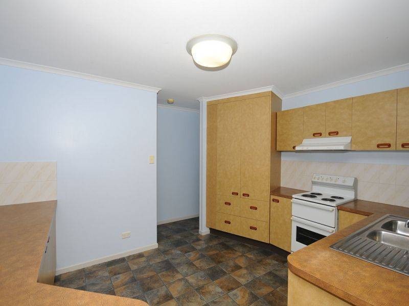 8 Palm Crt, Hervey Bay QLD 4655