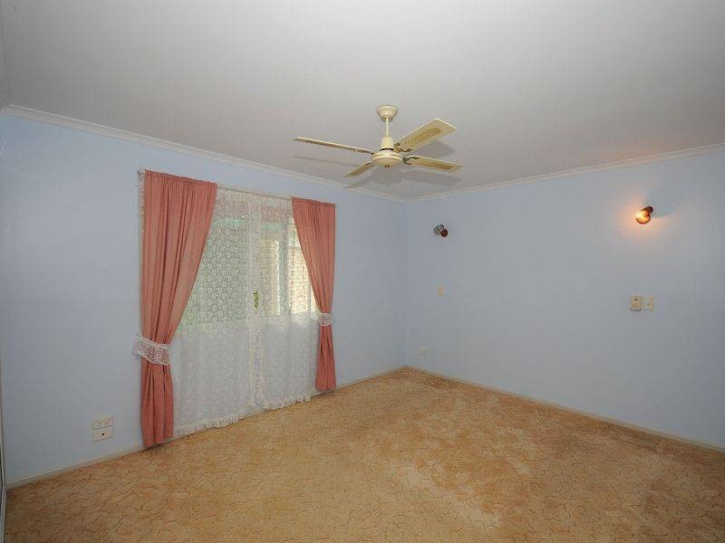 8 Palm Crt, Hervey Bay QLD 4655