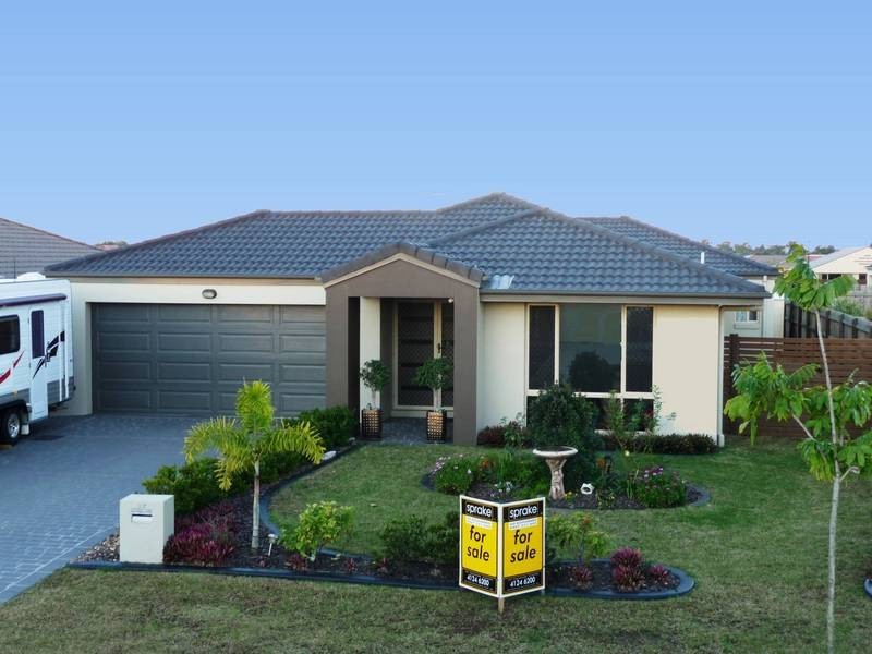 27 Earl St Vincent Cct Mariners Cove, Eli Waters QLD 4655