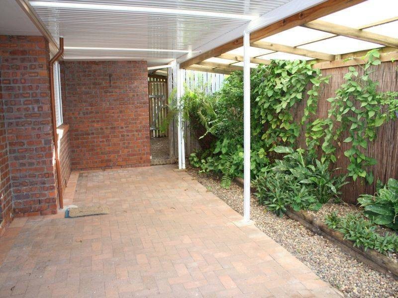 1 Diamond Crt, Point Vernon QLD 4655
