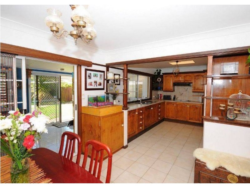 6 Holiday Parade, Hervey Bay QLD 4655