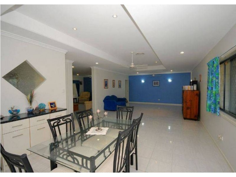 34 Rosewood Ave, Hervey Bay QLD 4655