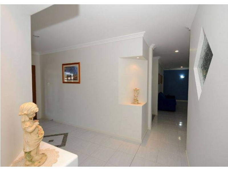 34 Rosewood Ave, Hervey Bay QLD 4655