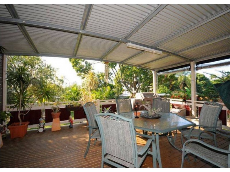 320 Boat Harbour Dr, Hervey Bay QLD 4655