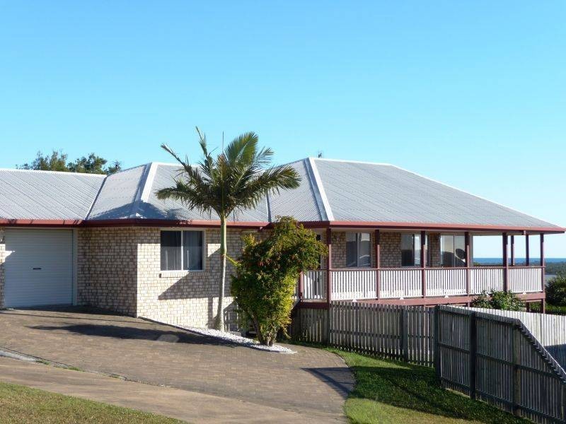 11 Nicholson Crt, Urraween QLD 4655