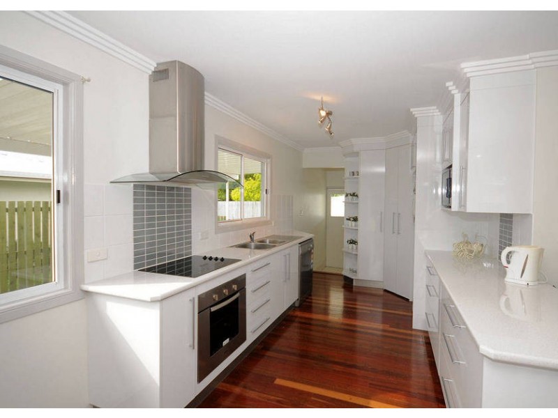 24 Alexander Street, Hervey Bay QLD 4655