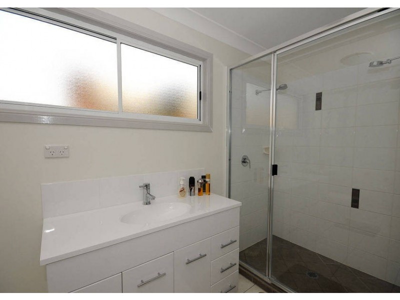 24 Alexander Street, Hervey Bay QLD 4655