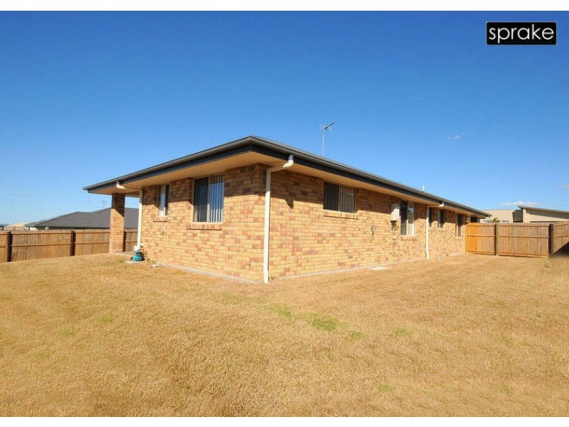 15 Teresa Street, Nikenbah QLD 4655